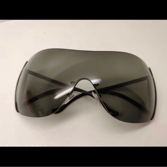 VERSACE vintage 2022 black rimless shield sunglasses - Picture 3 of 8